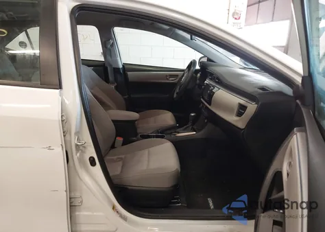 2015 Toyota Corolla Le z USA, uszkodzony, nr VIN 2T1BURHE7FC467285